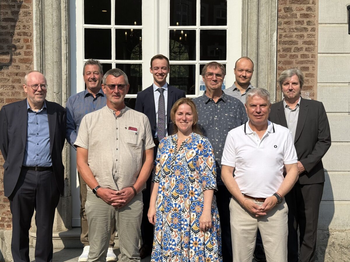 Après 20 ans en tant que ministre de la DG et 318 000 euros en rémunération de sortie: Weykmans est de retour