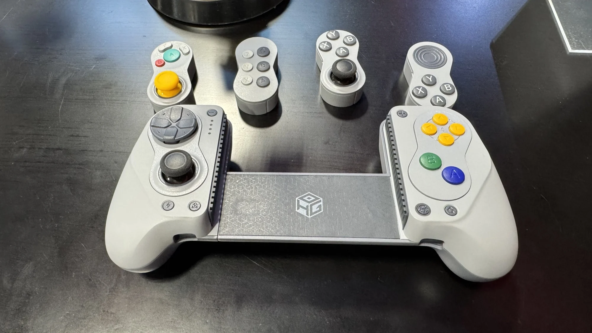 GameSir x Hyperkin X5 Altéron