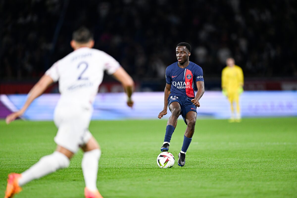 L'AS Eupen recrute Yoram Zague en prêt du Paris Saint-Germain (PSG).
