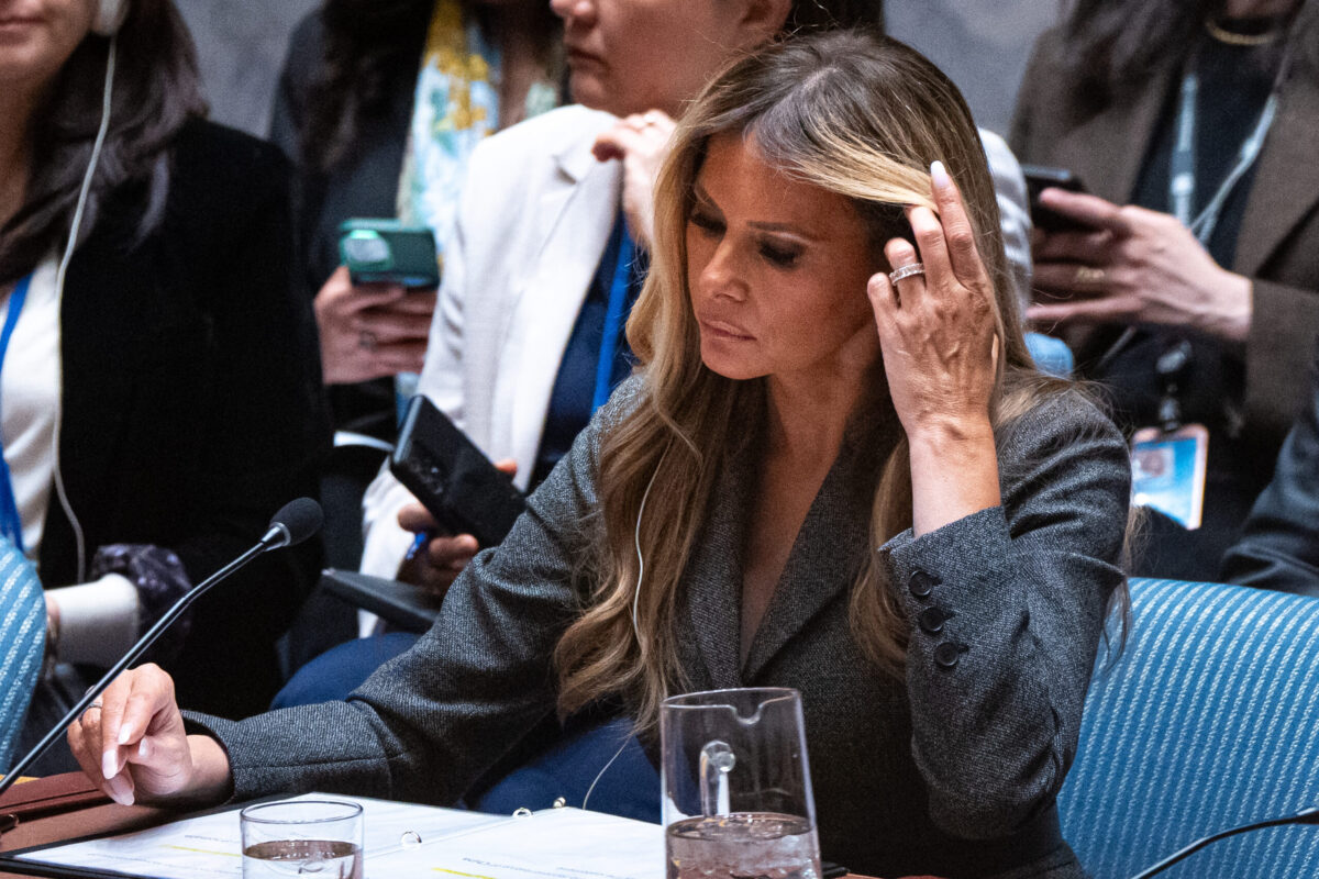 Melania Trump préside la réunion du Conseil de sécurité de l’ONU – critiques