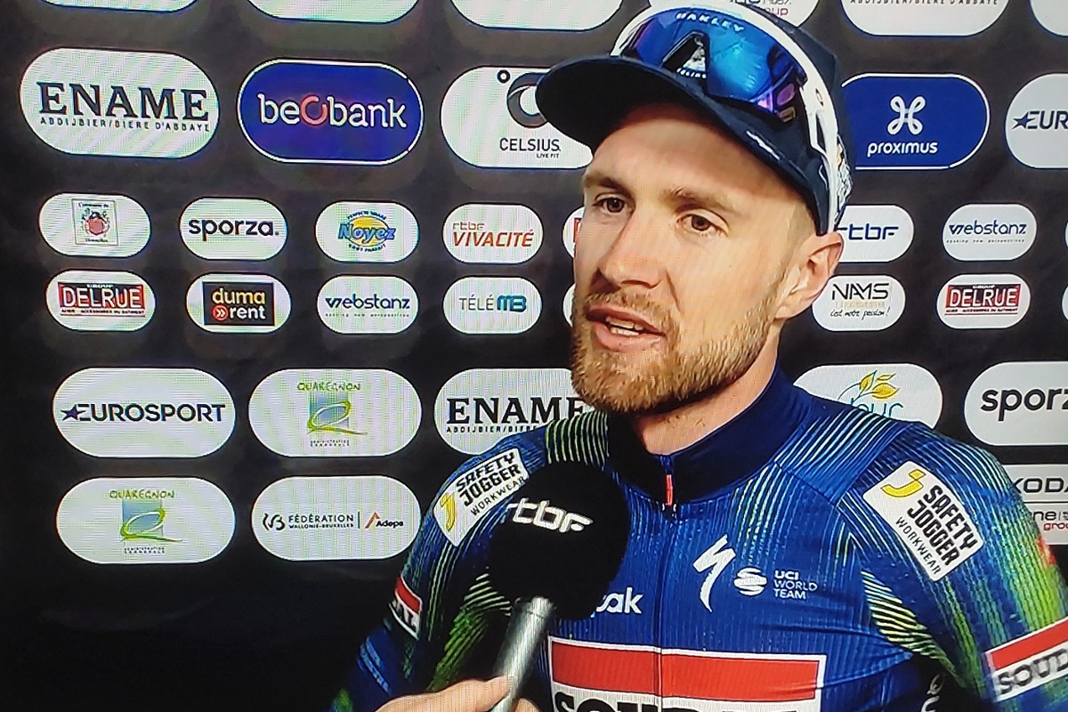 Le cycliste professionnel Laurenz Rex deuxième de la course Samyn Classic