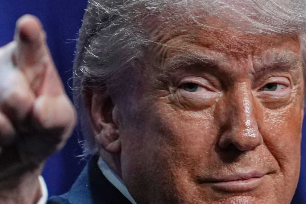 « Ce n’est pas un politicien, mais plutôt un clown qui agit comme un dictateur » : le philosophe Peter Sloterdijk à propos de Trump
