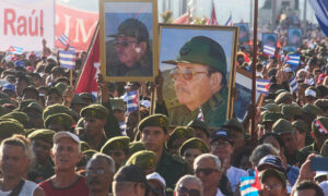 Après le Venezuela et l’Iran, Trump menace Cuba