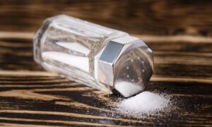 Pourquoi devriez-vous utiliser du sel de potassium (même si son goût est un peu bizarre)