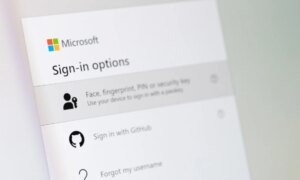 Microsoft élimine les codes SMS pour l&rsquo;authentification à deux facteurs