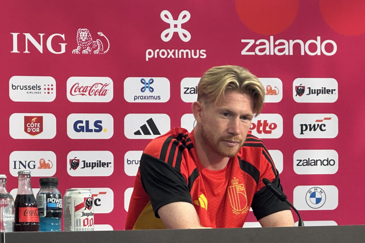 Les choses bougent pour les Diables Rouges dans la chaleur de Seattle - beaucoup de confiance, mais Garcia met en garde contre les Égyptiens
