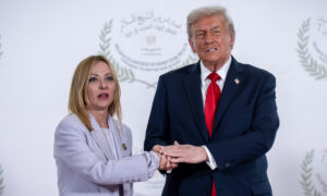 Il ne se passe rien entre Donald Trump et Giorgia Meloni – un échange de coups ouvert entre les deux