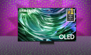 Ce téléviseur Samsung OLED de 77 pouces coûte actuellement plus de 1 700 $ de réduction