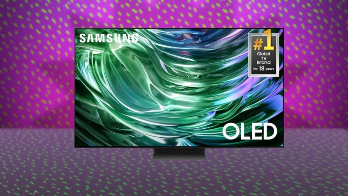 Ce téléviseur Samsung OLED de 77 pouces coûte actuellement plus de 1 700 $ de réduction