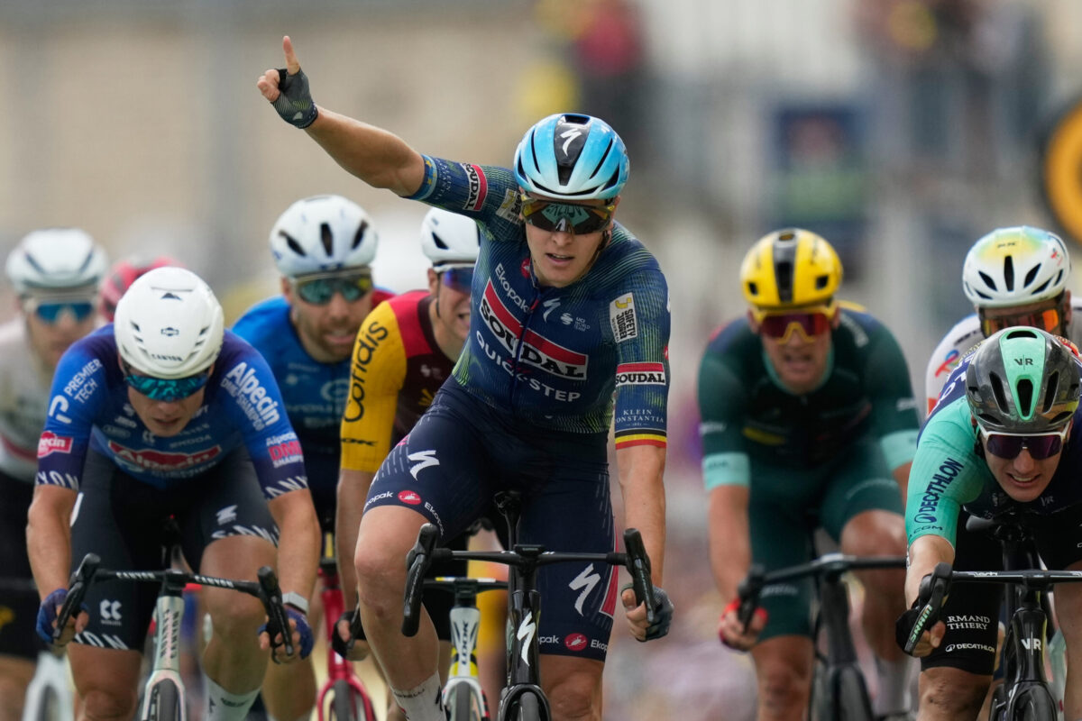 Tim Merlier encore le sprinteur le plus rapide : troisième Belge avec trois victoires – comme Wout van Aert (2021) et Tom Steels (1999)