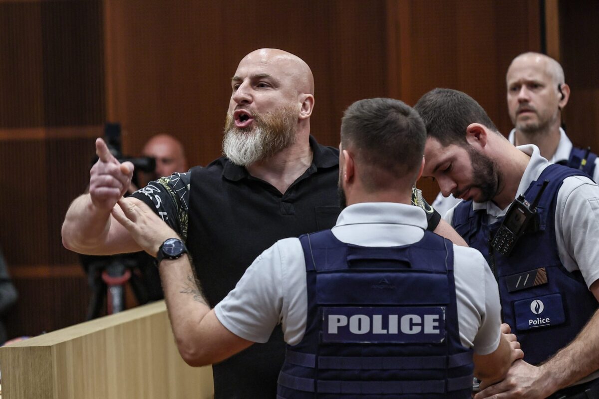 17 ans de prison pour agression contre un pédophile présumé : le verdict provoque l'émoi dans la salle d'audience