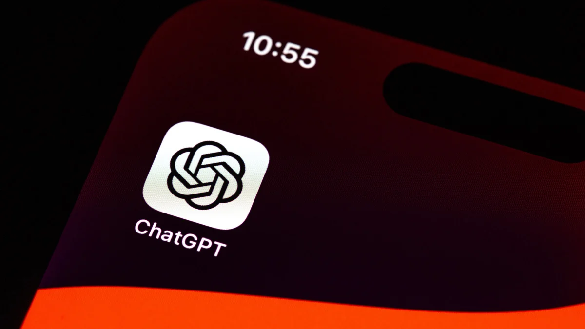 Les utilisateurs gratuits de ChatGPT bénéficieront d'une énorme mise à niveau la semaine prochaine